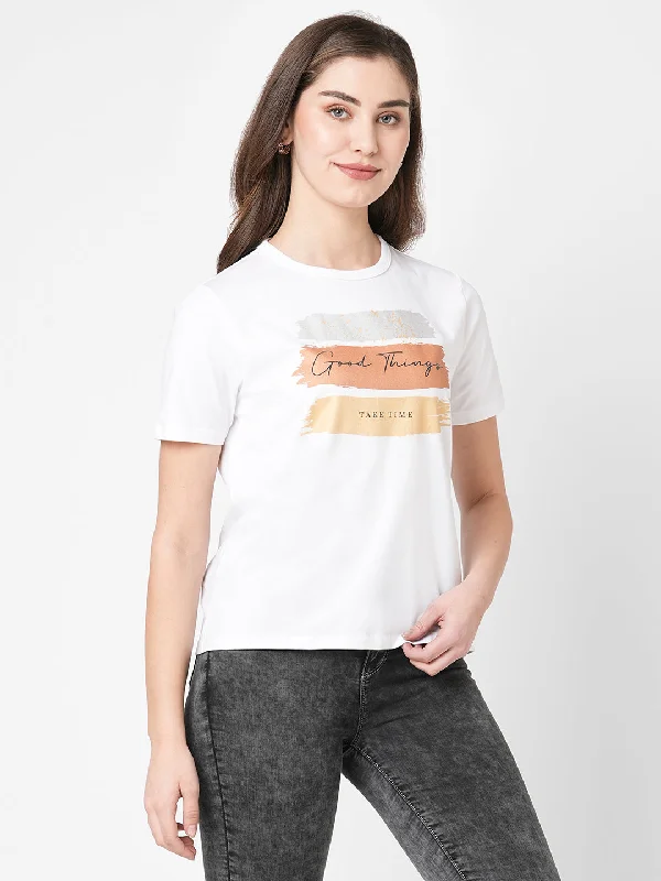 Women Slim Fit Chest Printed Boxy T-Shirt