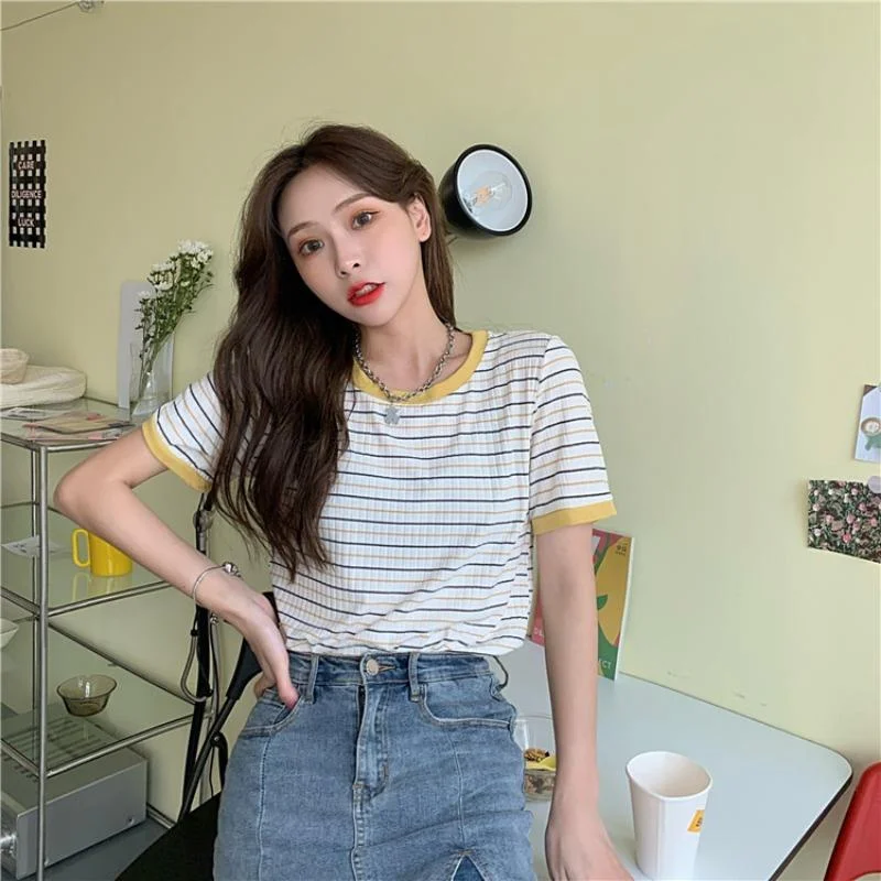 Women's Casual Contrast Color Striped T-shirts